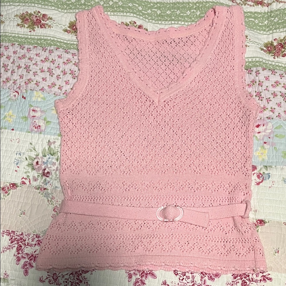 Vintage pink crochet/knit thank top